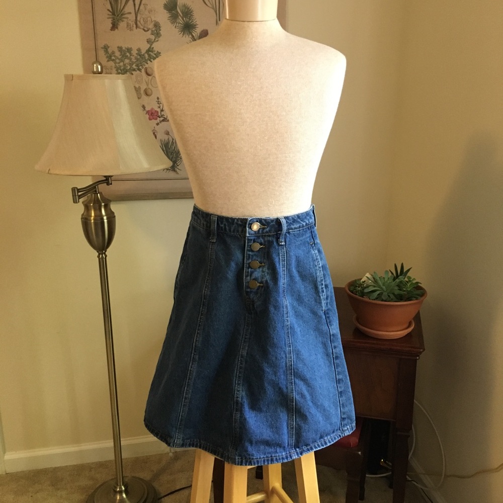 High-Waisted Denim Skirt with Pockets